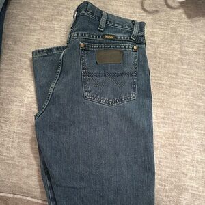 Men’s wrangler cowboy cut